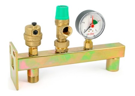 Консоль для подключения расширительного бака с группой безопасности котла 3/4'